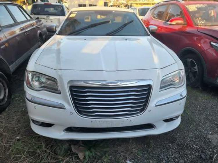 2013 Chrysler 300C — Auto Diesel