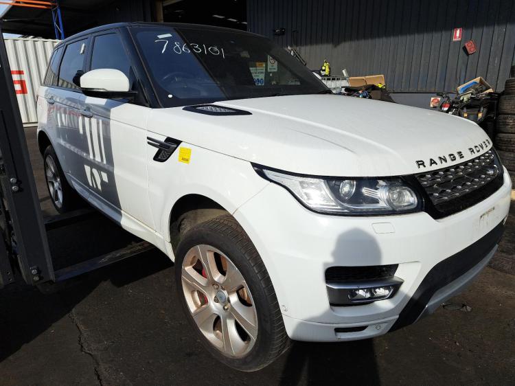 2016 Land Rover Range Rover Sport — Auto Hybrid