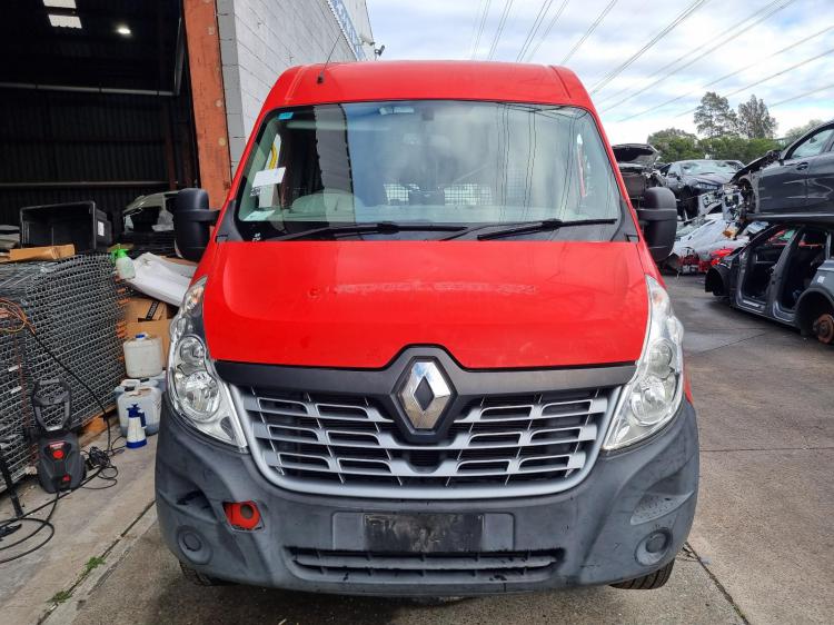 2017 Renault Master — MWB MID ROOF X62 Auto Diesel