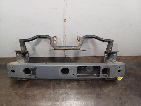 2017 Land Rover Discovery — Front Bar BRKT/REINFORCEMENT