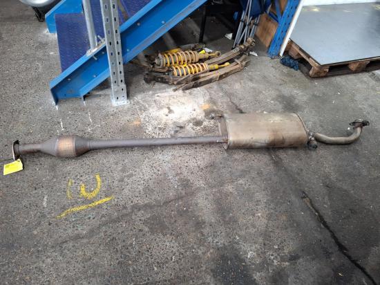 2014 Toyota Kluger — Catalytic Converter