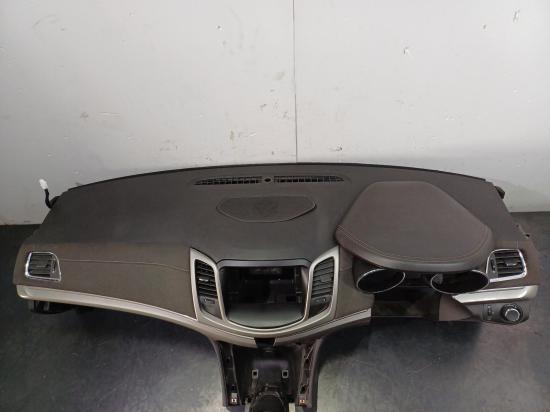 2013 Holden Commodore — INCLUDES COMPLETE DASH CURTAIN AIRBAG RH / LH CLOCK SPRING MODULE SEATBELTS RH AIRBAG