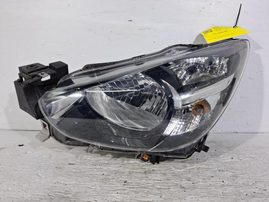 2016 Mazda 2 — HALOGEN TYPE