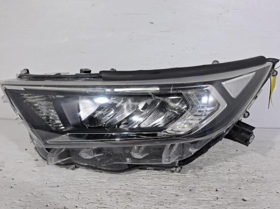 2019 Toyota Rav4 — NON PROHJECTOR TYPE