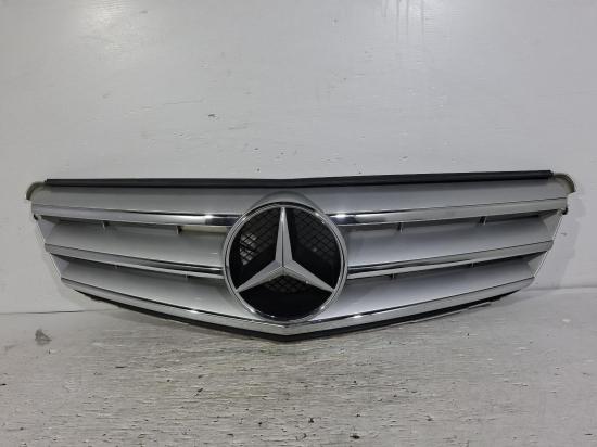 2009 Mercedes Benz C Class — RADIATOR GRILLE