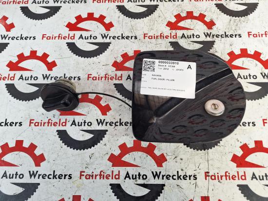 2011 Nissan Navara — Fuel DOOR/FILLER