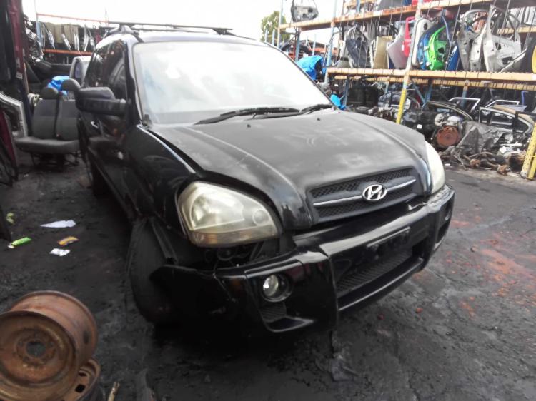 2006 Hyundai Tucson — CITY Auto Petrol