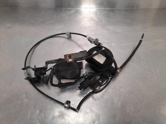 2005 Bentley Continental — Misc SWITCH/RELAY exhaust solenoid vacuum tank  - condition: a -  (sku: 7