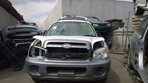 2005 Hyundai Santa Fe — Auto