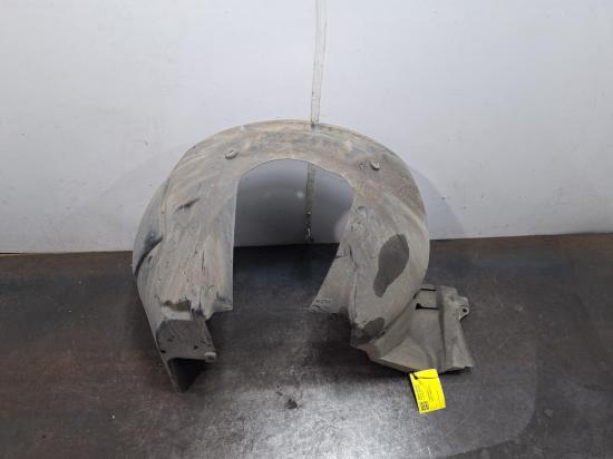 2010 Holden Commodore — Right Guard Liner