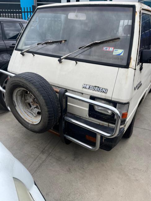 1984 Mitsubishi L300 Van — Auto Gas/Petrol