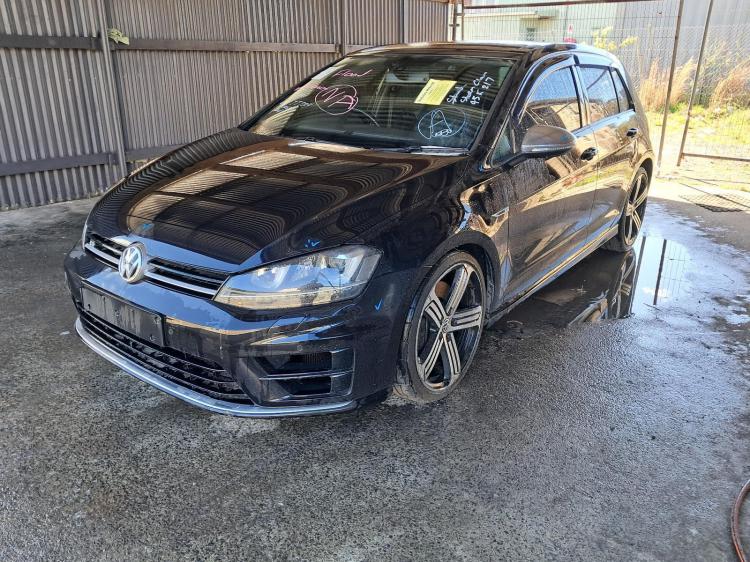2015 Volkswagen Golf — R Auto Petrol