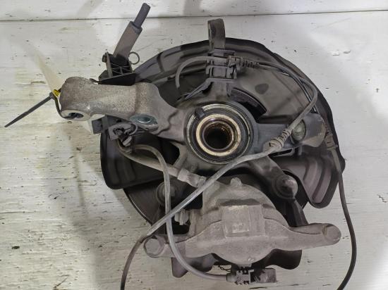 2017 Mercedes Benz B Class — Right Frotn Hub Assembly