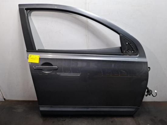 2013 Nissan Dualis — Right Front Door