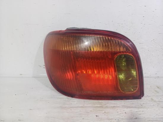 2005 Toyota Echo — Left Taillight