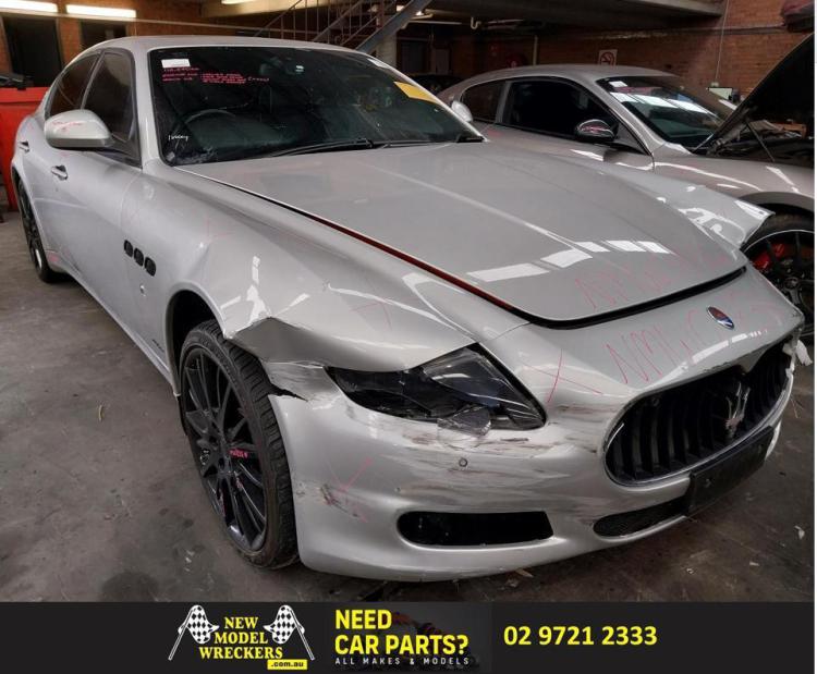2009 Maserati Quattroporte — SILVER Auto Petrol