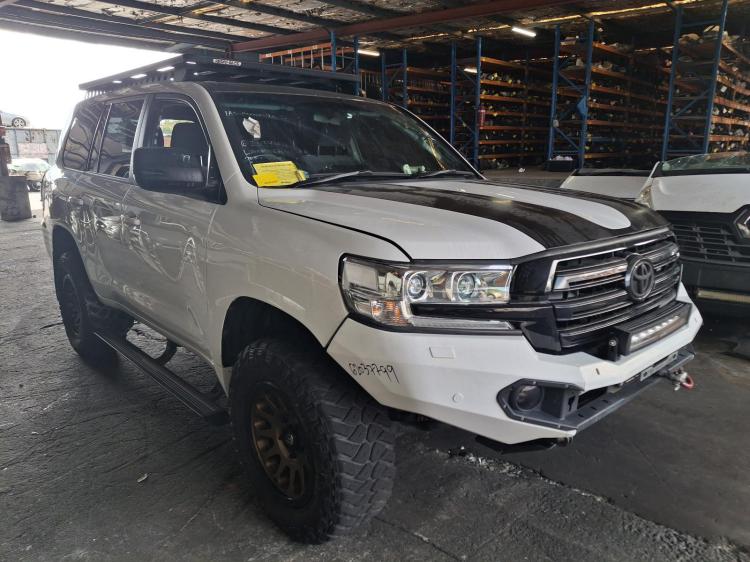 2018 Toyota Landcruiser — VDJ200R Auto Diesel
