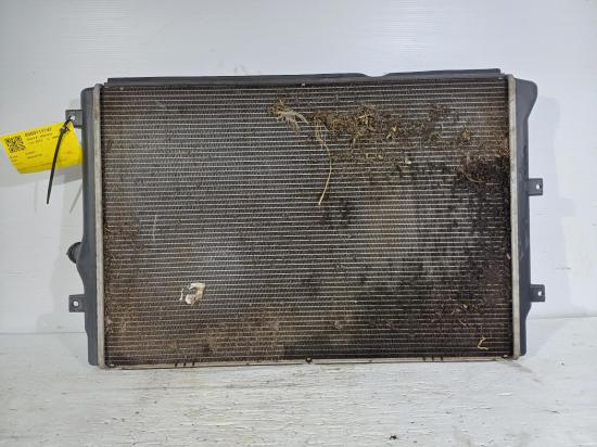 2013 Volkswagen Caddy — Radiator