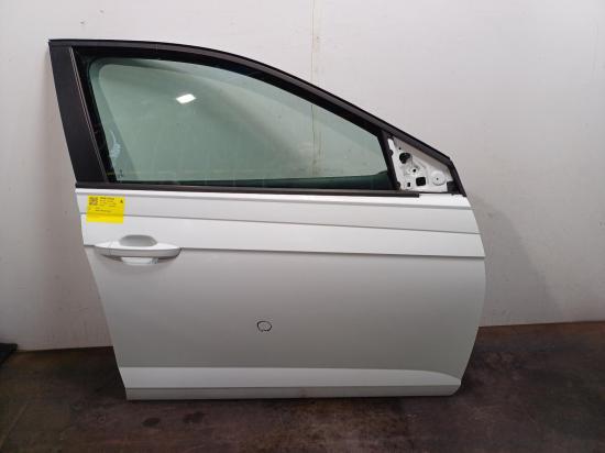 2019 Volkswagen Polo — Right Front Door