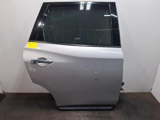 2016 Nissan Pathfinder — NON CHROME MOULD TYPE 1X5C 1X20 INSIDE