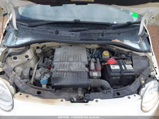 2013 Fiat 500 — Engine