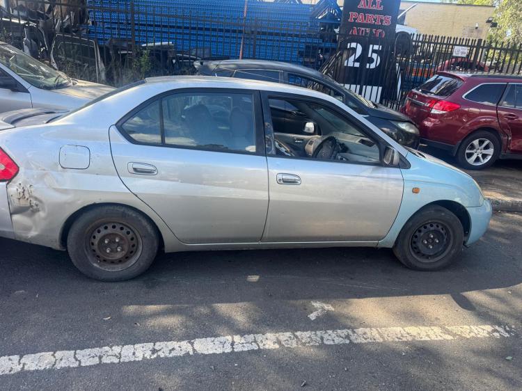 2002 Toyota Prius — Auto Hybrid