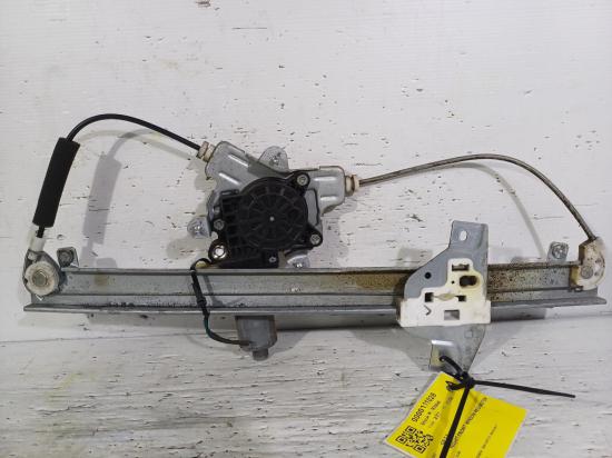 2011 Hyundai Getz — Right Front Window REG/MOTOR