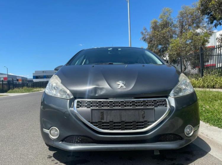 2013 Peugeot 208 — Peugeot 208 2013