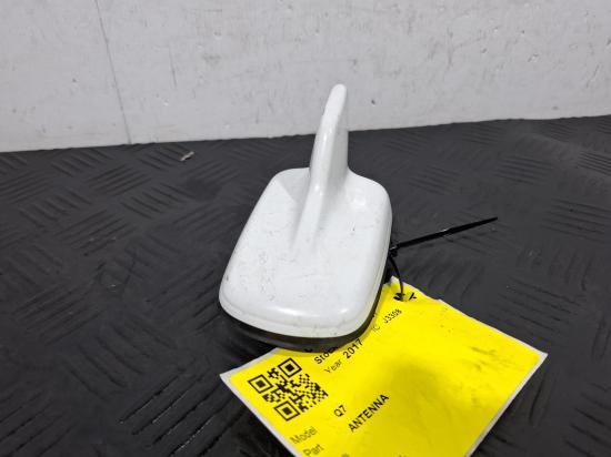 2017 Audi Q7 — Antenna