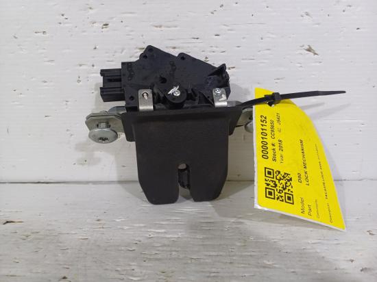 2018 LDV D90 — TAILGATE LOCK