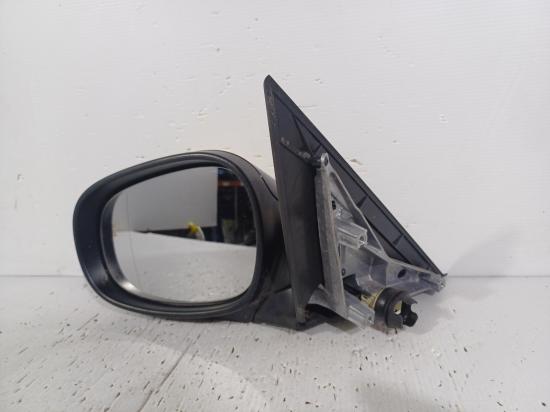2009 BMW 1series — STANDARD NON SEAT ADJ. and NON MEMORY TYPE 3 PIN