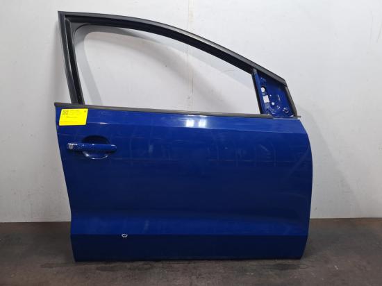2014 Volkswagen Polo — Right Front Door