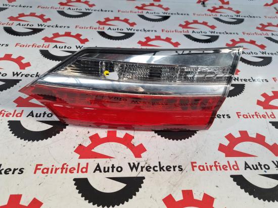 2017 Toyota Corolla — BOOTLID LAMP RH SIDE TAG 29359