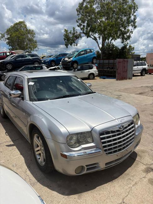 2007 Chrysler 300C — Auto Petrol