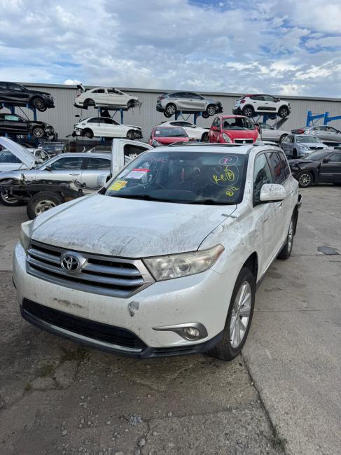 2010 Toyota Kluger — GSU40 Auto Petrol