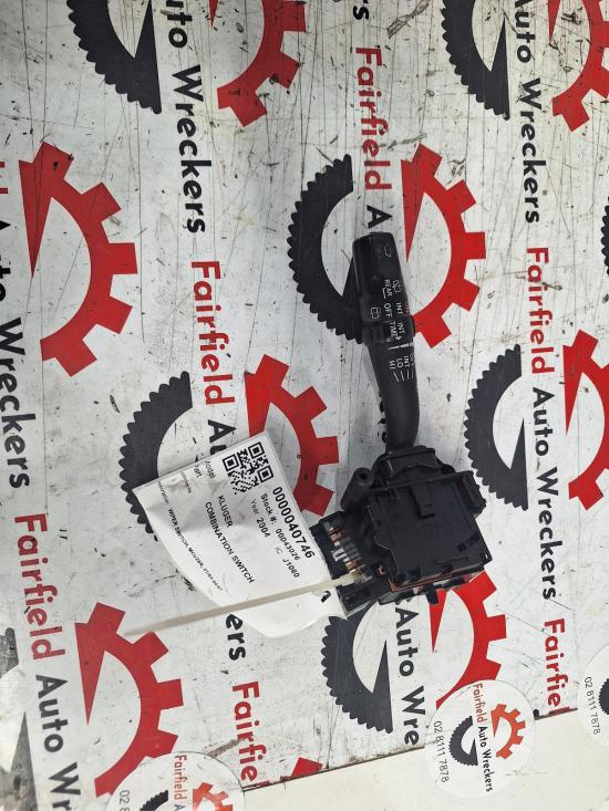 2004 Toyota Kluger — WIPER SWITCH
