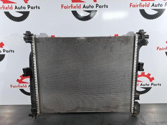 2014 Jeep Grandcherokee — Radiator