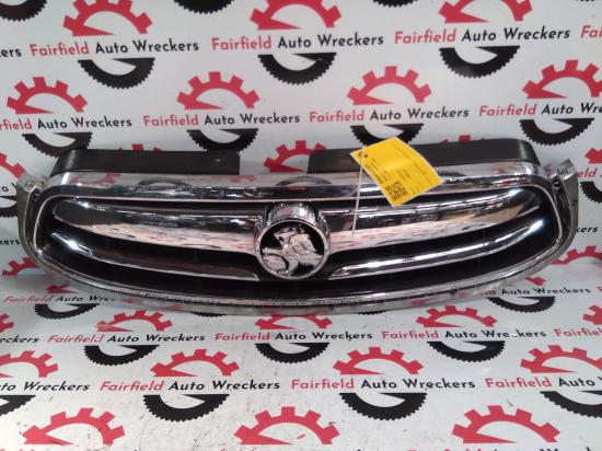2011 Holden Captiva — RADIATOR GRILLE CAPTIVA 7