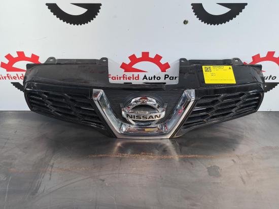 2011 Nissan Dualis — RADIATOR GRILLE NON CAMERA TYPE