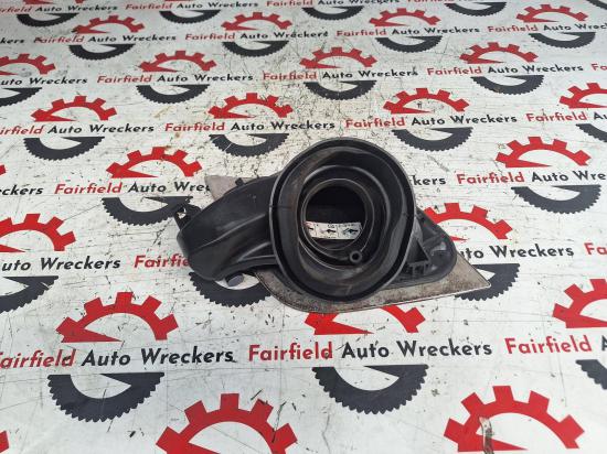 2013 Ford Focus — FUEL FLAP