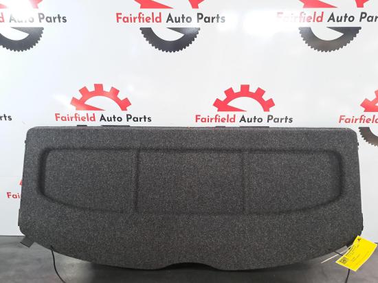 2015 Nissan Pulsar — PARCEL SHELF