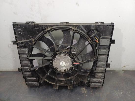 2016 Porsche Cayenne — RADIATOR FAN
