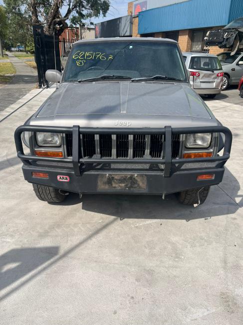 2000 Jeep Cherokee Classic Wagon — XJ Tiptronic Petrol
