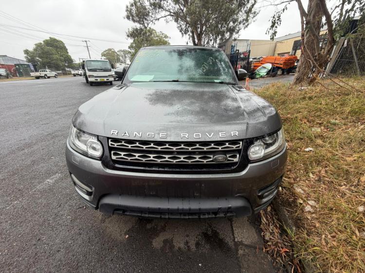 2017 Land Rover Range Rover Sport — Auto Diesel