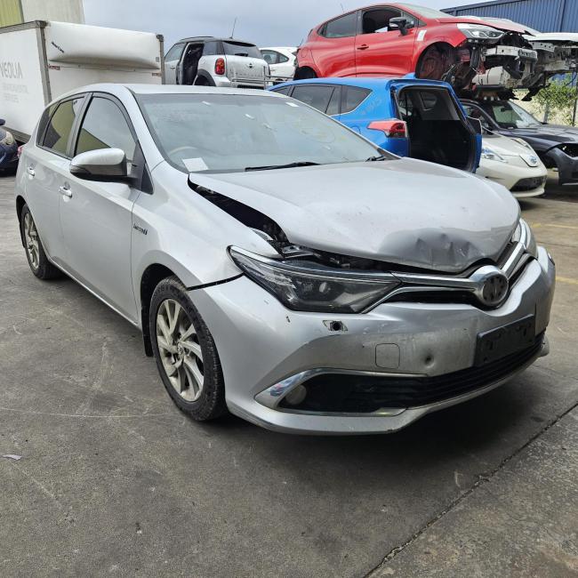 2017 Toyota Corolla — ZWE186R Auto Hybrid