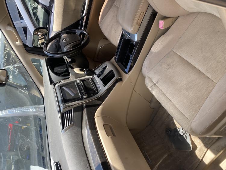 2010 Toyota Vellfire — ATH20 Auto Hybrid