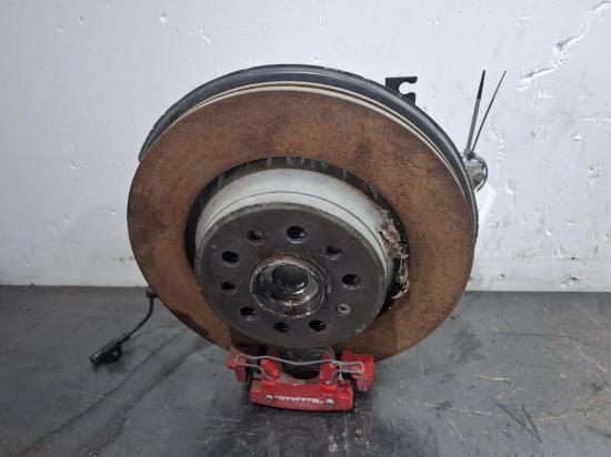 2018 Maserati Levante — Left Rear Hub Assembly