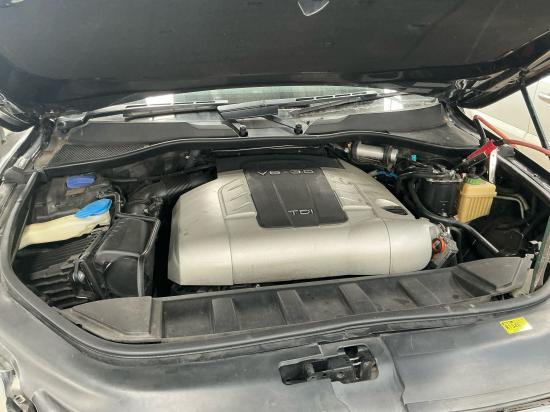 2009 Audi Q7 — Engine Motor