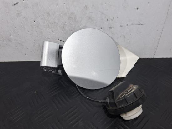 2019 Kia Picanto — Fuel DOOR/FILLER
