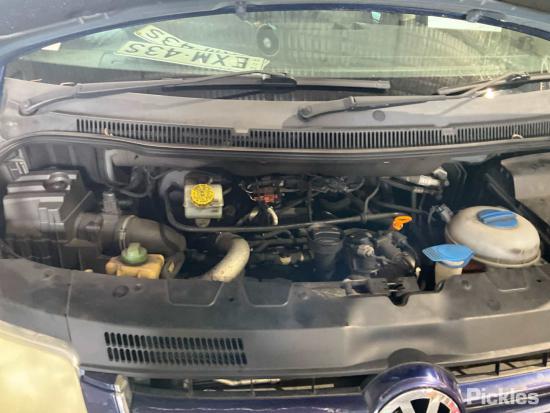 2009 Volkswagen Caravelle — Engine Motor